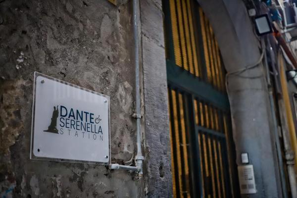 Guest house Dante & Serenella Station Naples