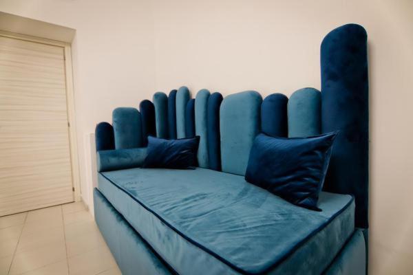 Dante & Serenella Station Guest house *